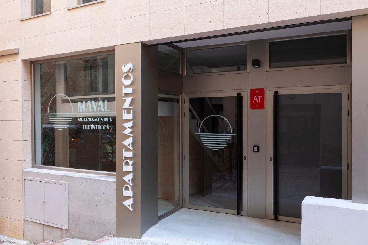 Apartamentos Mayal Con Piscina Benidorm Exterior photo
